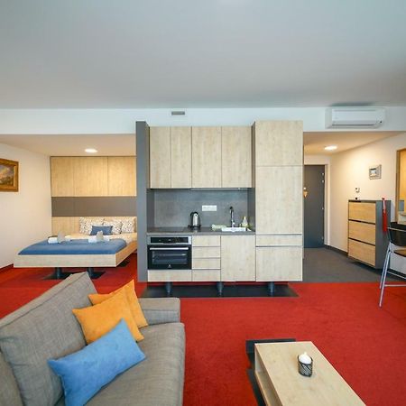 Zora Exclusive Apartment Bratislava Eksteriør billede