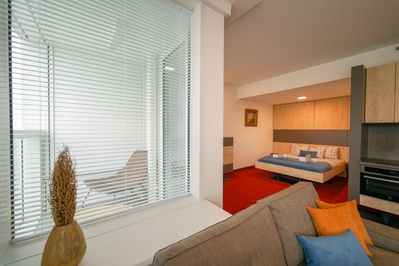 Zora Exclusive Apartment Bratislava Eksteriør billede