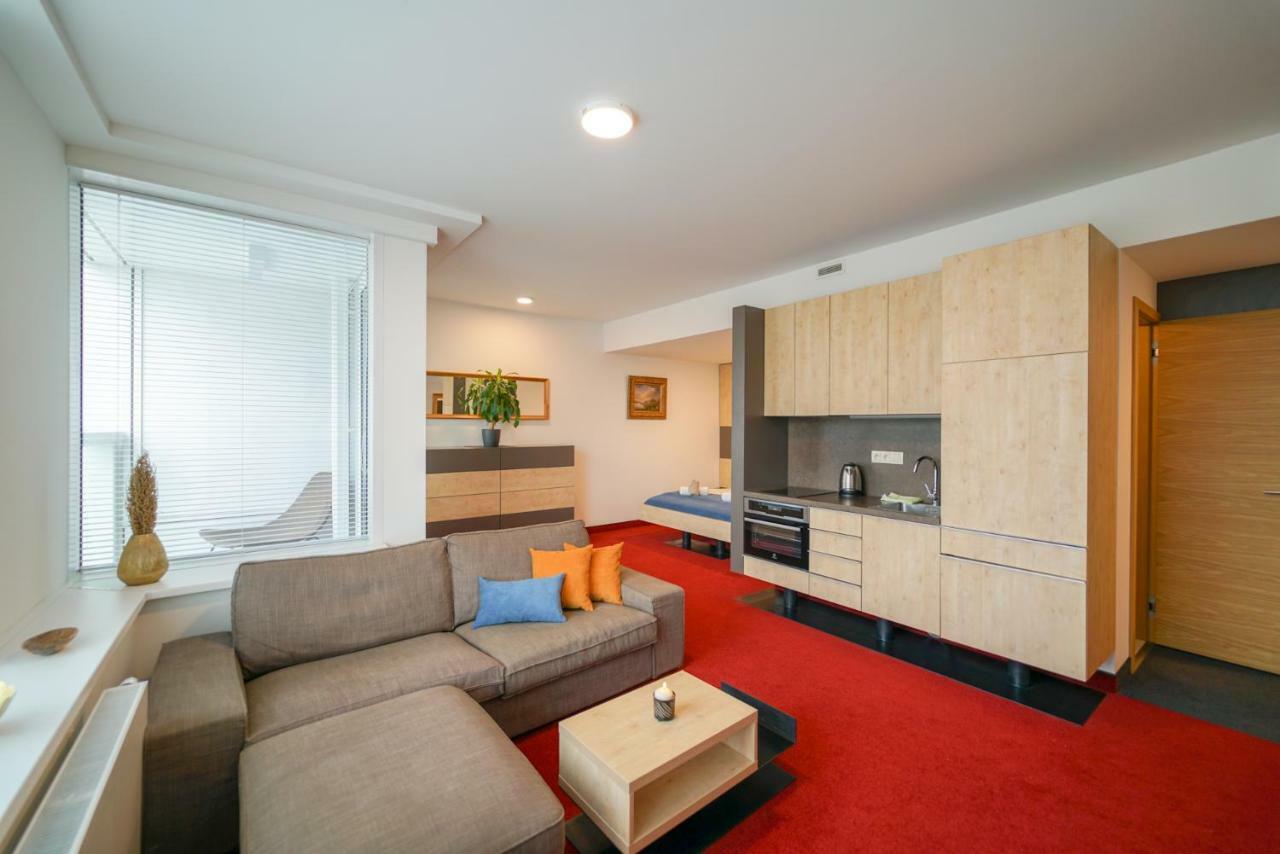 Zora Exclusive Apartment Bratislava Eksteriør billede